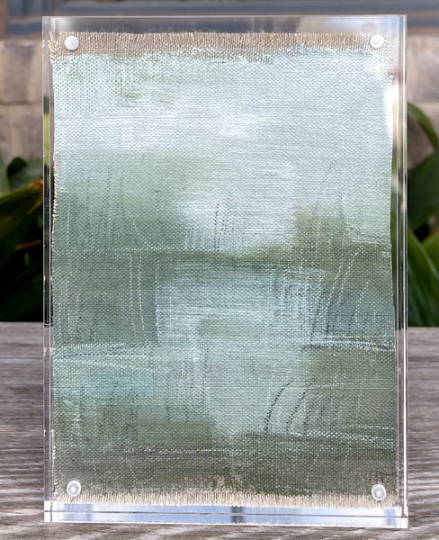 Stono on Linen in Lucite